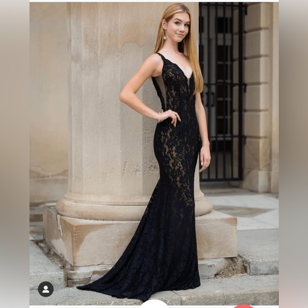 Jovani Black Lace Fitted Gown size 0